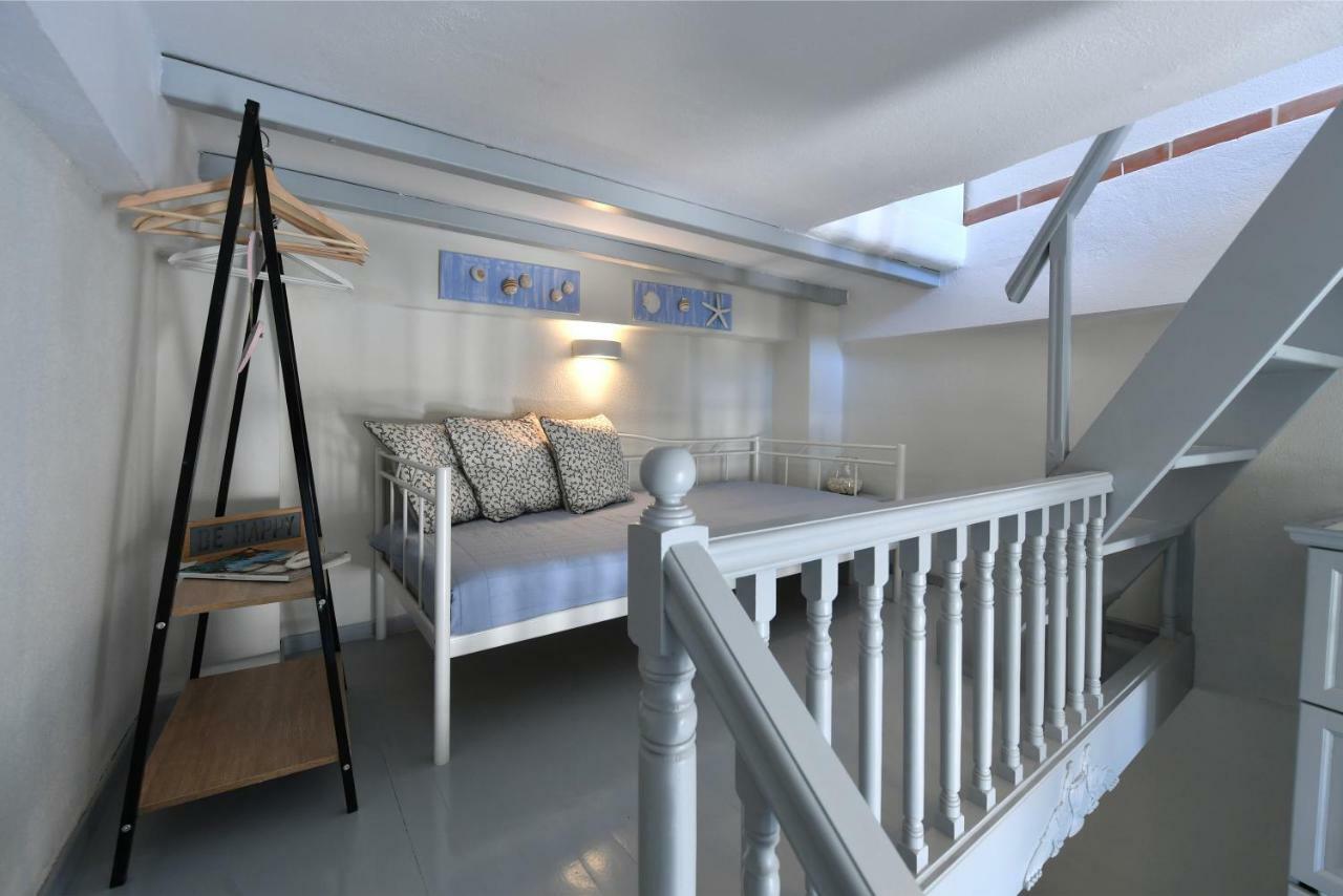 Almyra Seaview Maisonette In Naousa Esterno foto