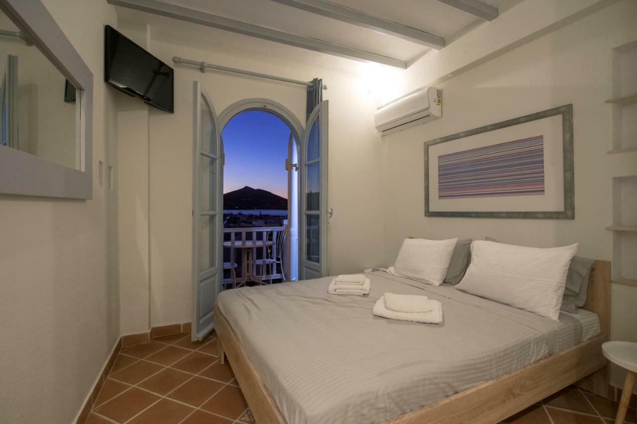 Almyra Seaview Maisonette In Naousa Esterno foto